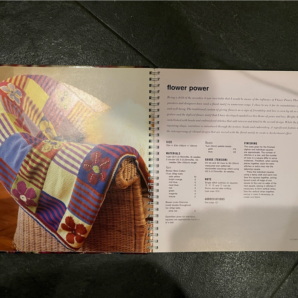 Debbie Abrahams "100 Afghan Squares to Knit" Book - Picture 4 of 5